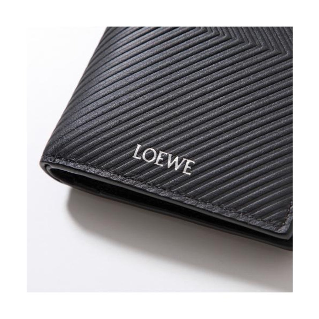ロエベ LOEWE LOEWE 二つ折り財布 SLIM COMPACT C779W73X01 （1100