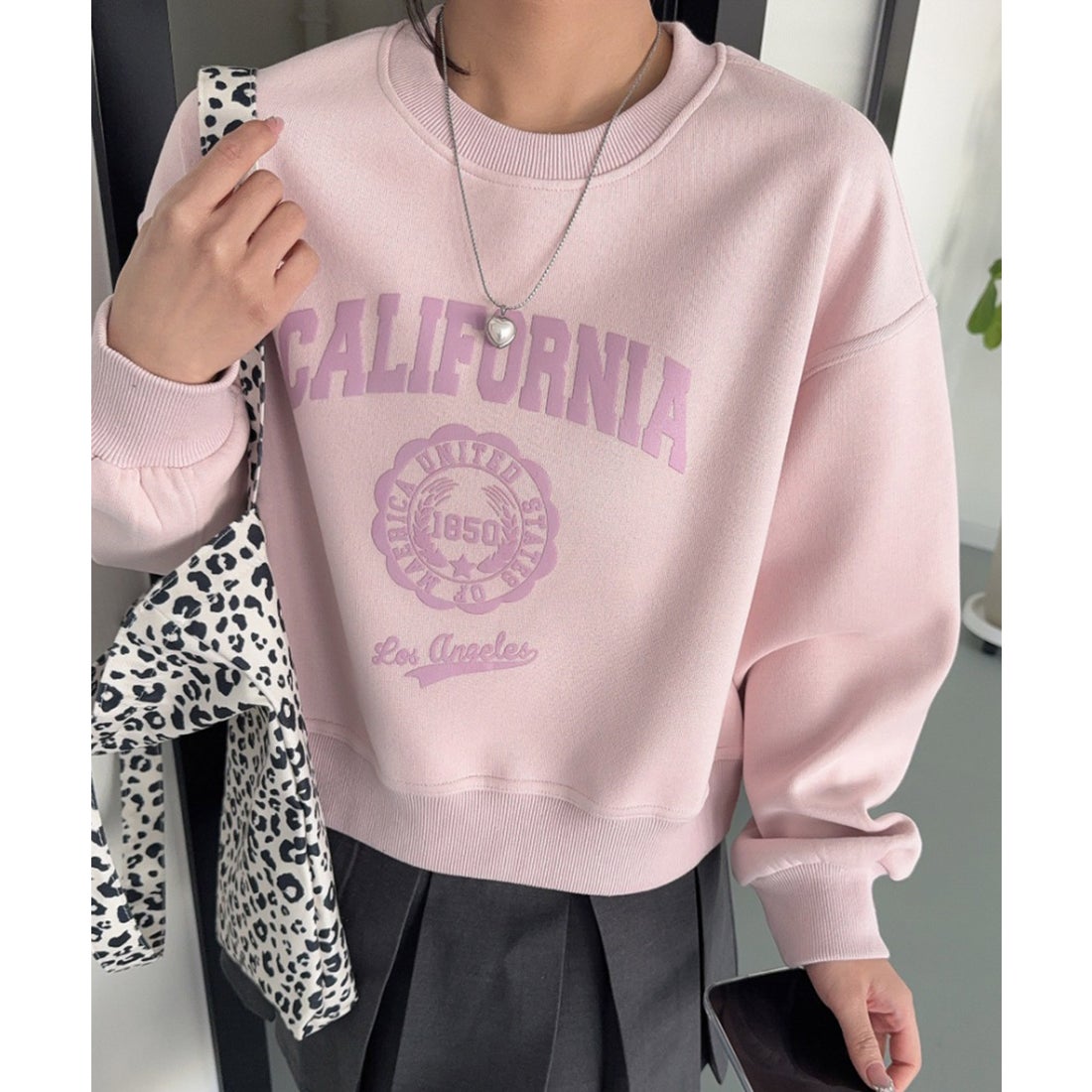 ロワ LOWO ロゴ入り スウェット トレーナー プルオーバー（ピンク