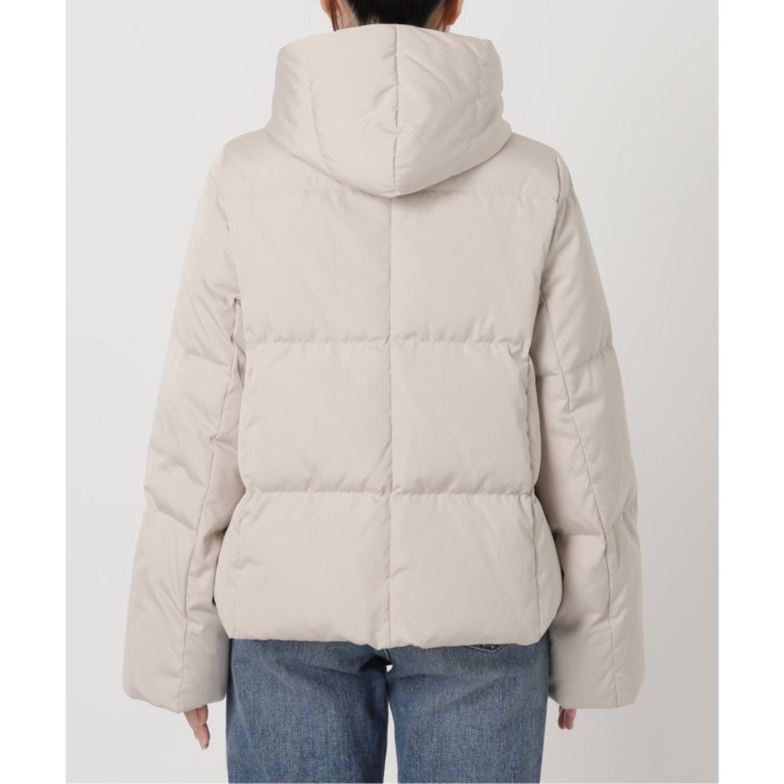 ラ トータリテ La Totalite 撥水フードショートダウン （ブラック