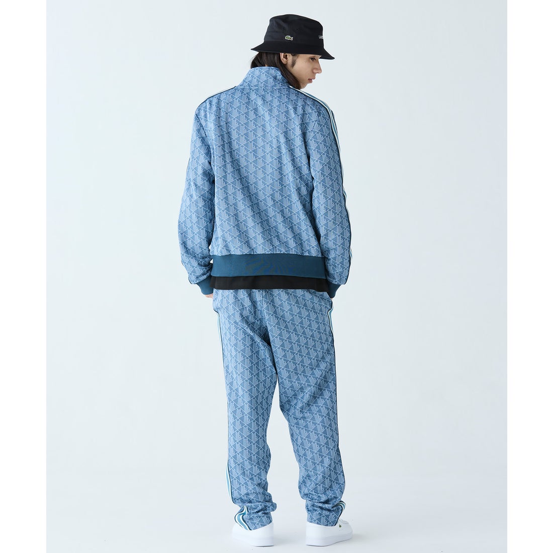 ラコステ LACOSTE サイドテーピングモノグラムジャカードトラック