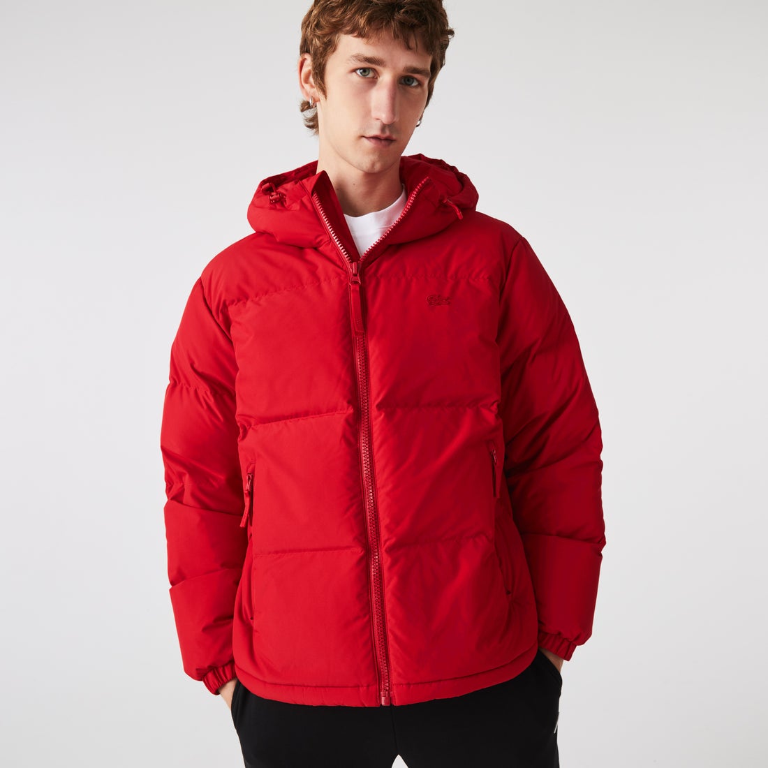 ラコステ LACOSTE バックステッチショートダウンジャケット （レッド