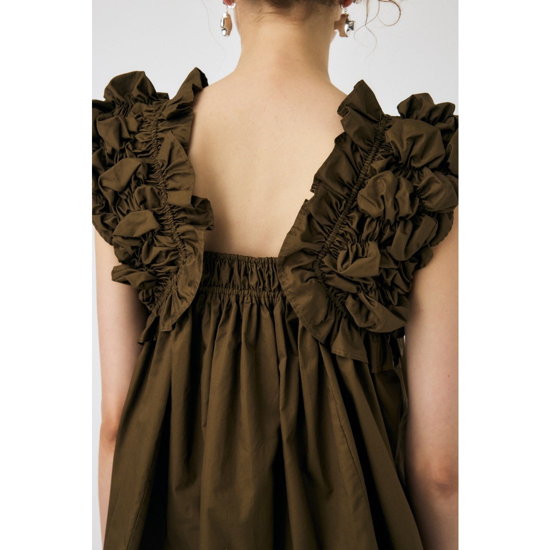 MOUSSY SHOULDER FRILLS トップス KHA -ファッション通販 FASHION WALKER