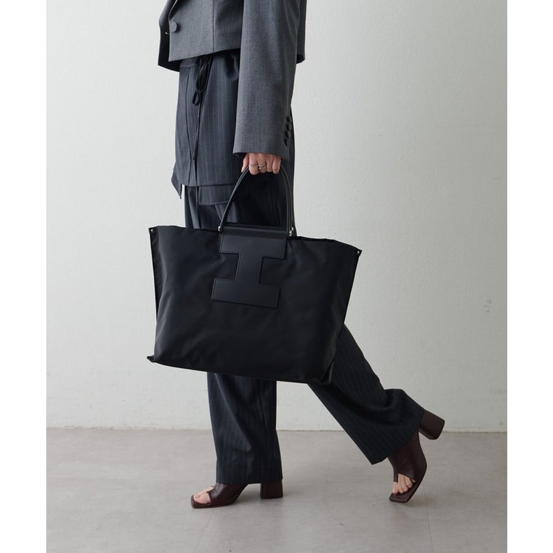 イアクッチ IACUCCI ソルベット L NYLON/RUGA （black） -ファッション