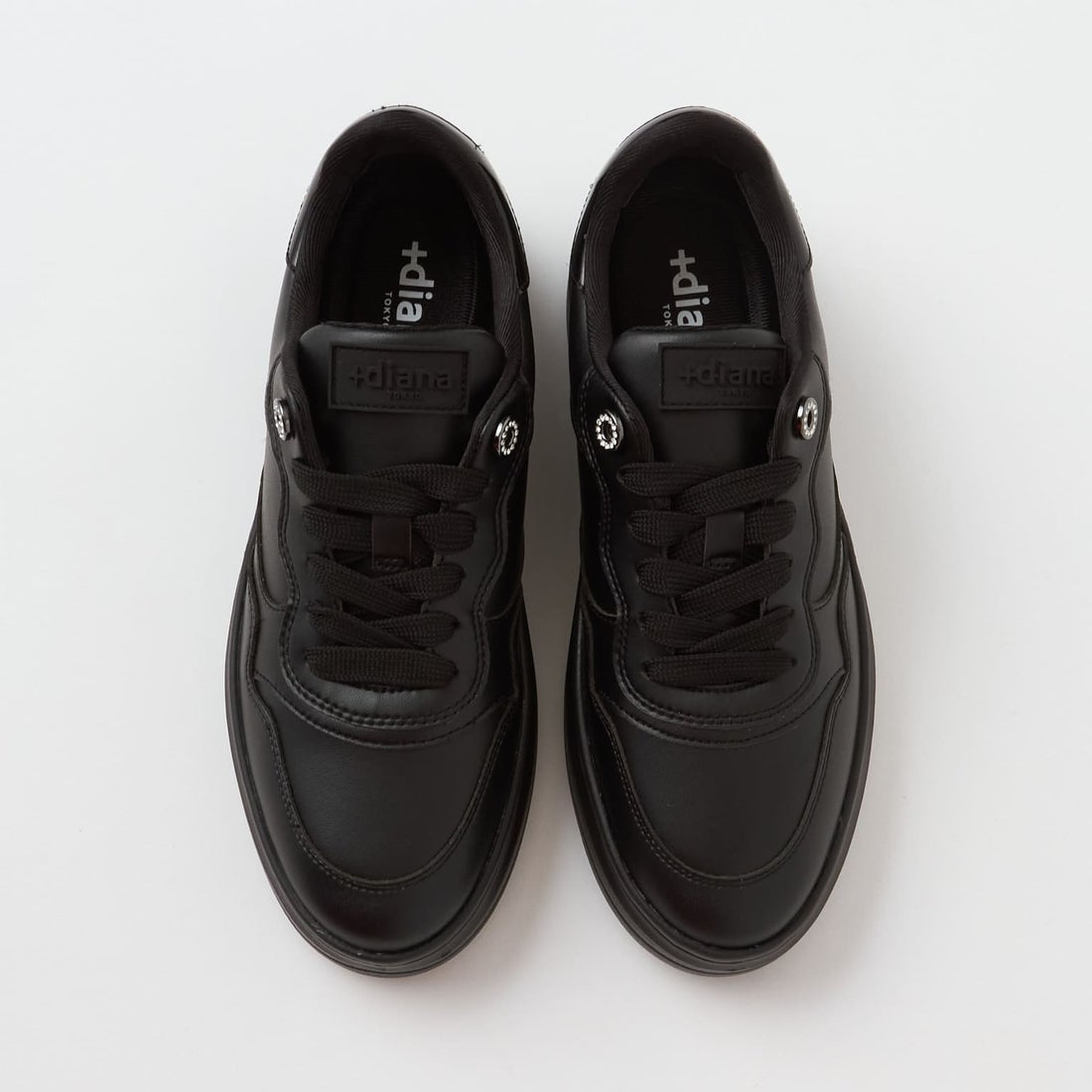プラスダイアナ ＋diana 【軽量】サステナブルスニーカー （黒人工