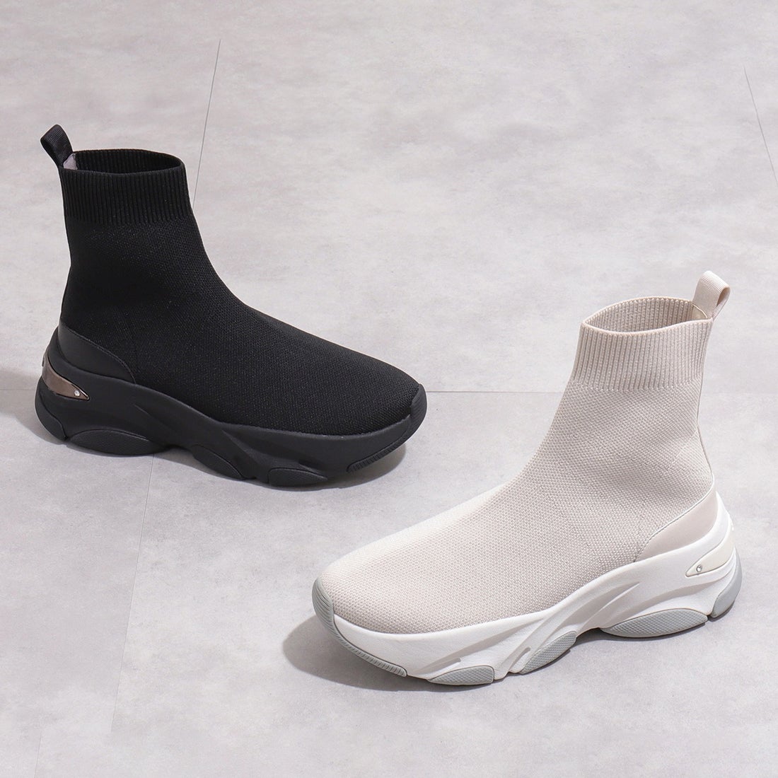 プラスダイアナ ＋diana 【撥水加工】軽量ニットソックススニーカー