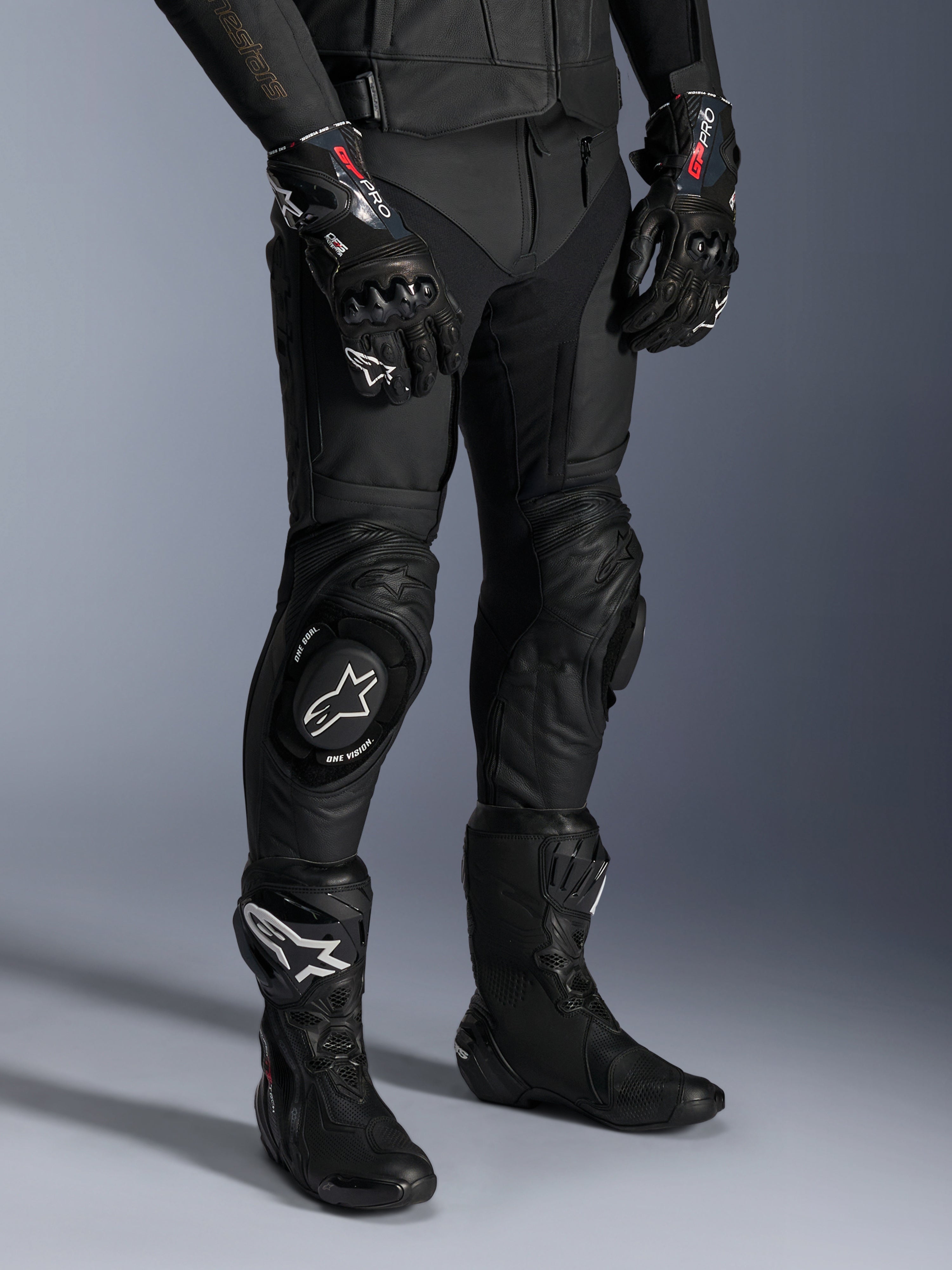 Missile V3 - Black Motorcycle Pants | Alpinestars®