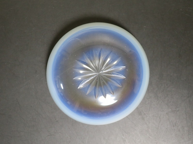 仙遊洞 乳白ぼかし オパールセントガラス 小鉢2客