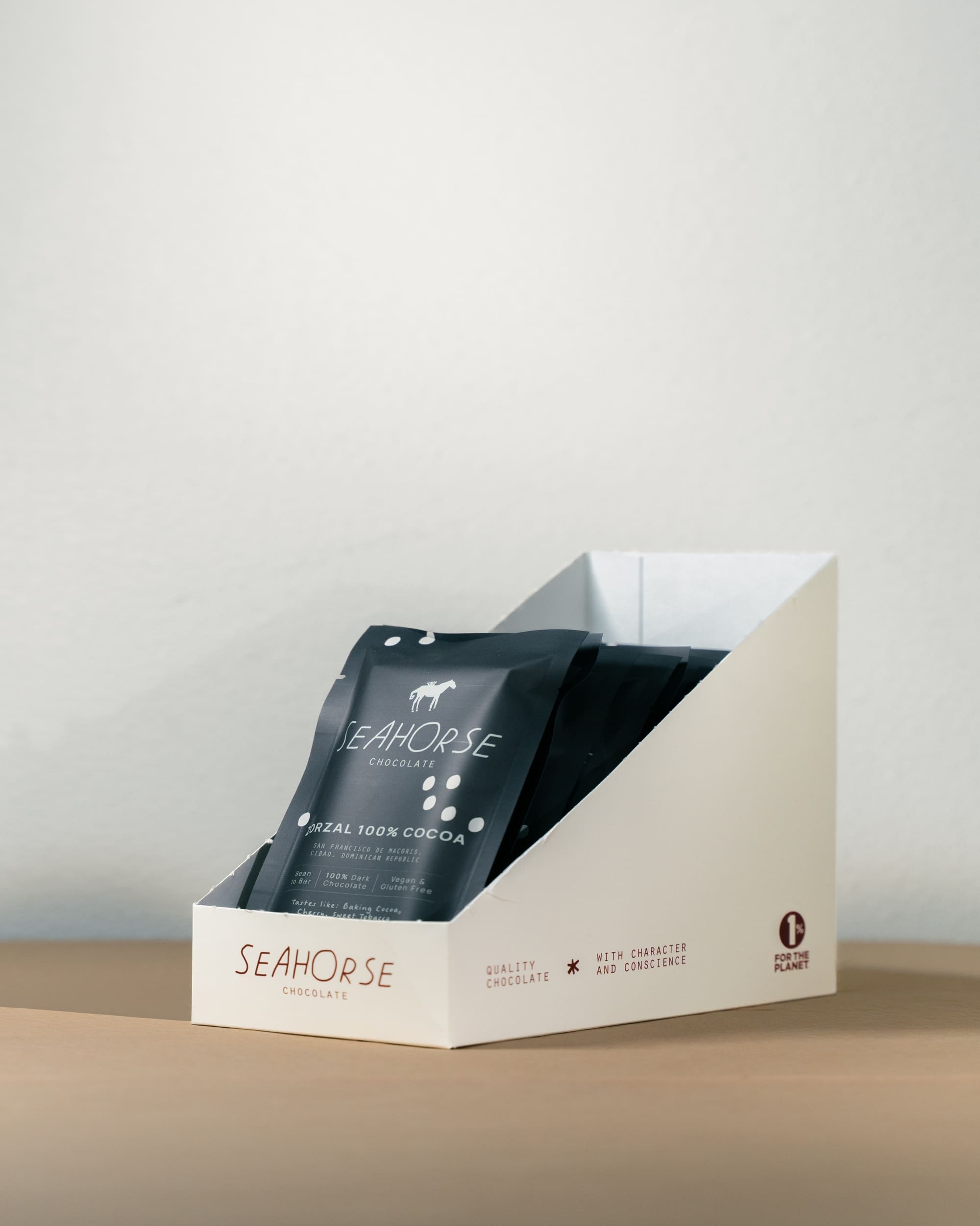Single-Origin Dominican Republic 100% Dark Chocolate – Seahorse