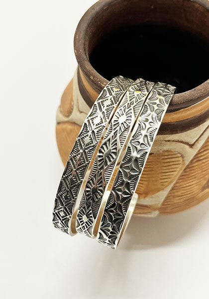 Indian Jewelry (インディアン ジュエリー) ナバホ スタンプワーク