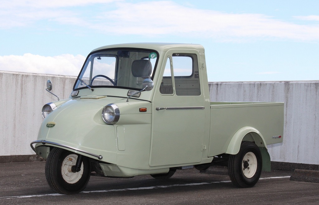 個人売買 数々の旧車イベントの受賞歴を持つ 美しい 昭和45年 ダイハツ