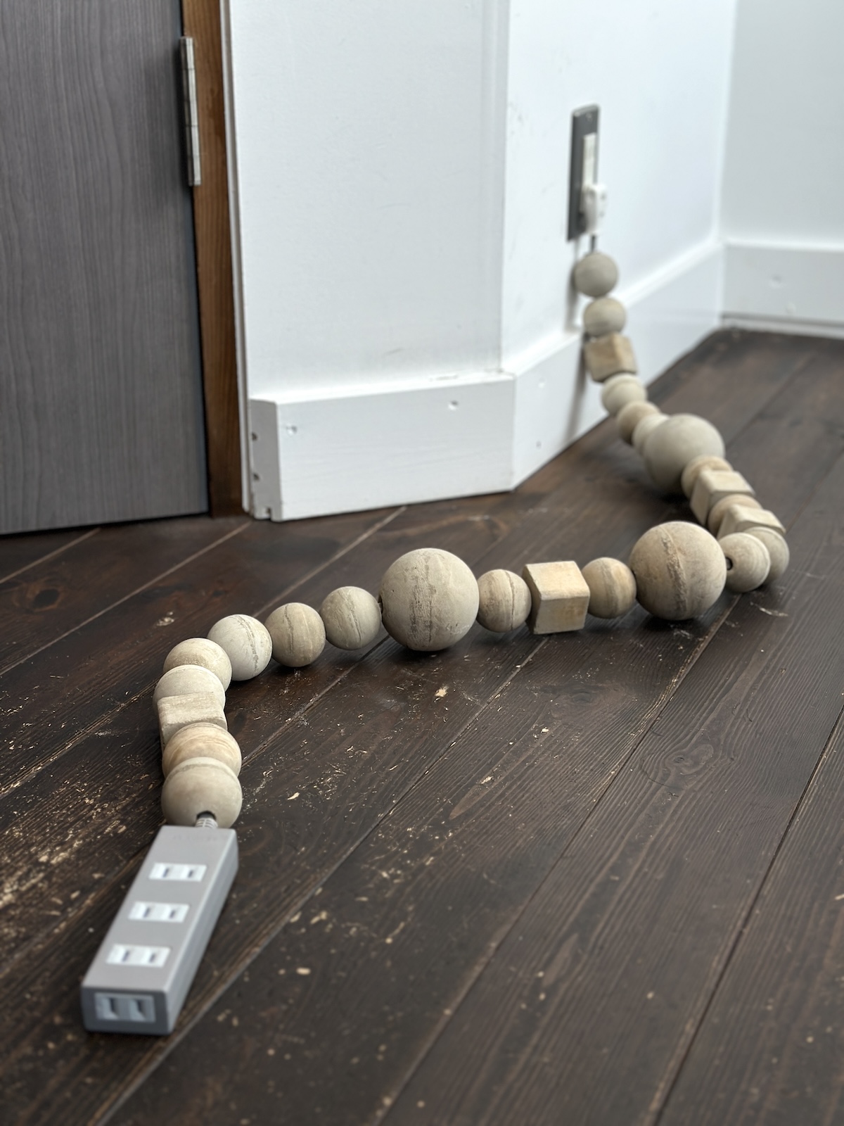 BLESS(ブレス)から新作となるコンクリートタイプの延長コードが登場