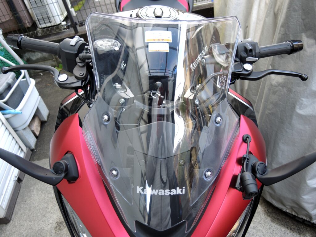 NINJA 1000SX 純正ラージウインドシールド(スモーク)装着 | セローな