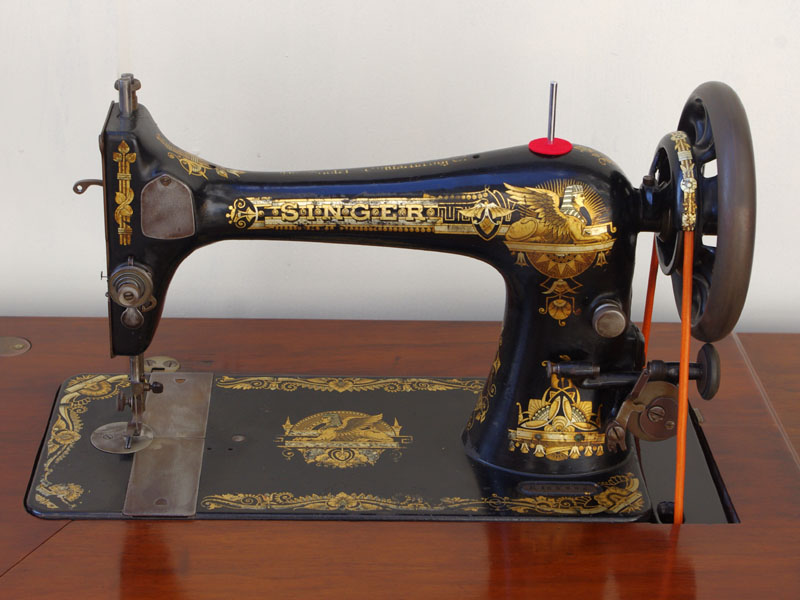 No.311 SINGER 27K 英国シンガー製 豪華足踏みミシン：アンティーク