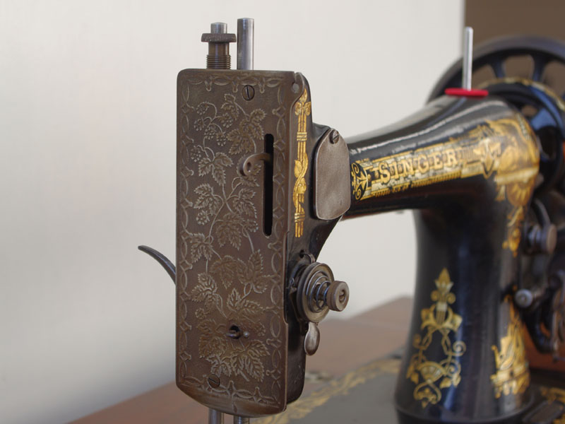 No.311 SINGER 27K 英国シンガー製 豪華足踏みミシン：アンティーク