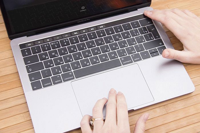 Обзор Macbook Pro 15 (2016) – первый ноутбук Apple с Touch ID и