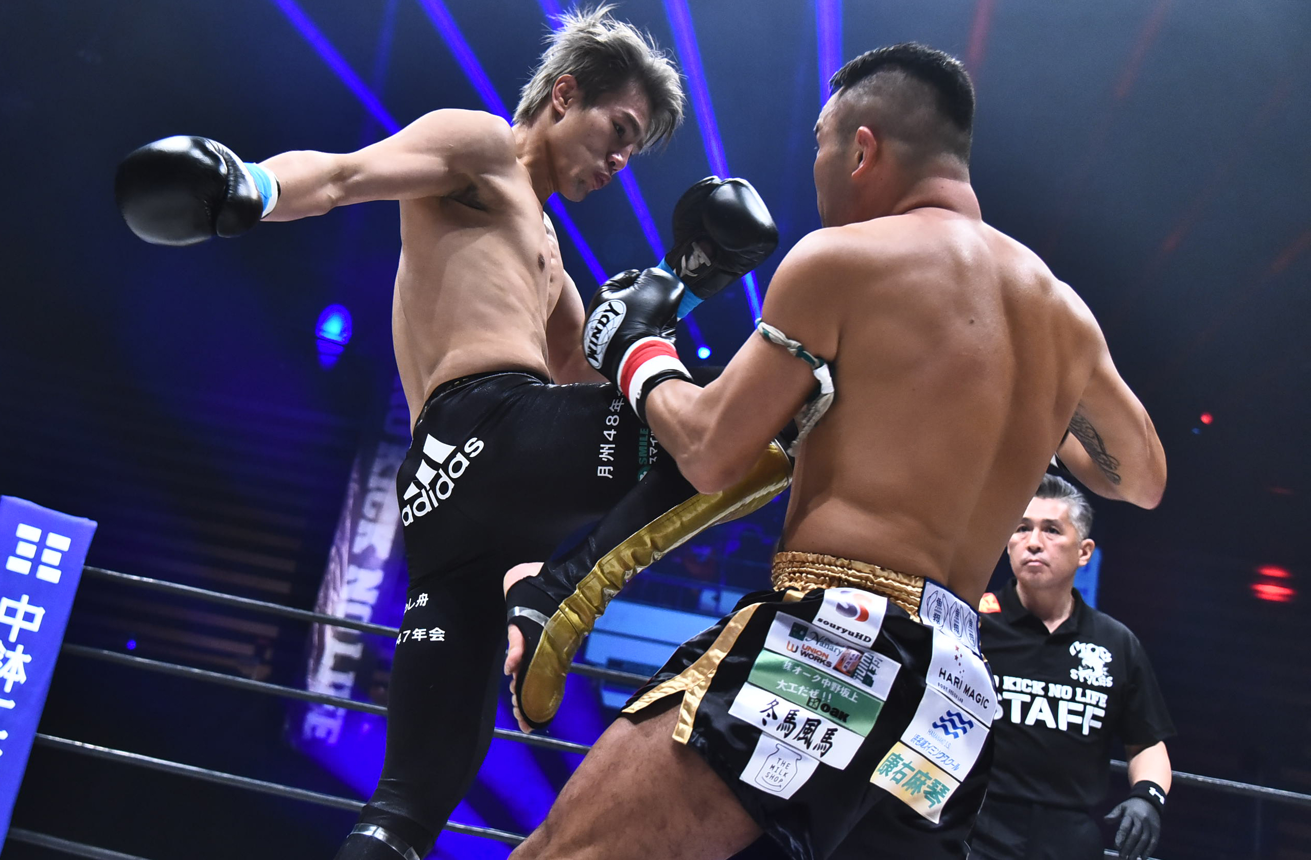 2.11NO KICK NO LIFE 海人が4度のダウンをダウンを奪い、緑川に完勝