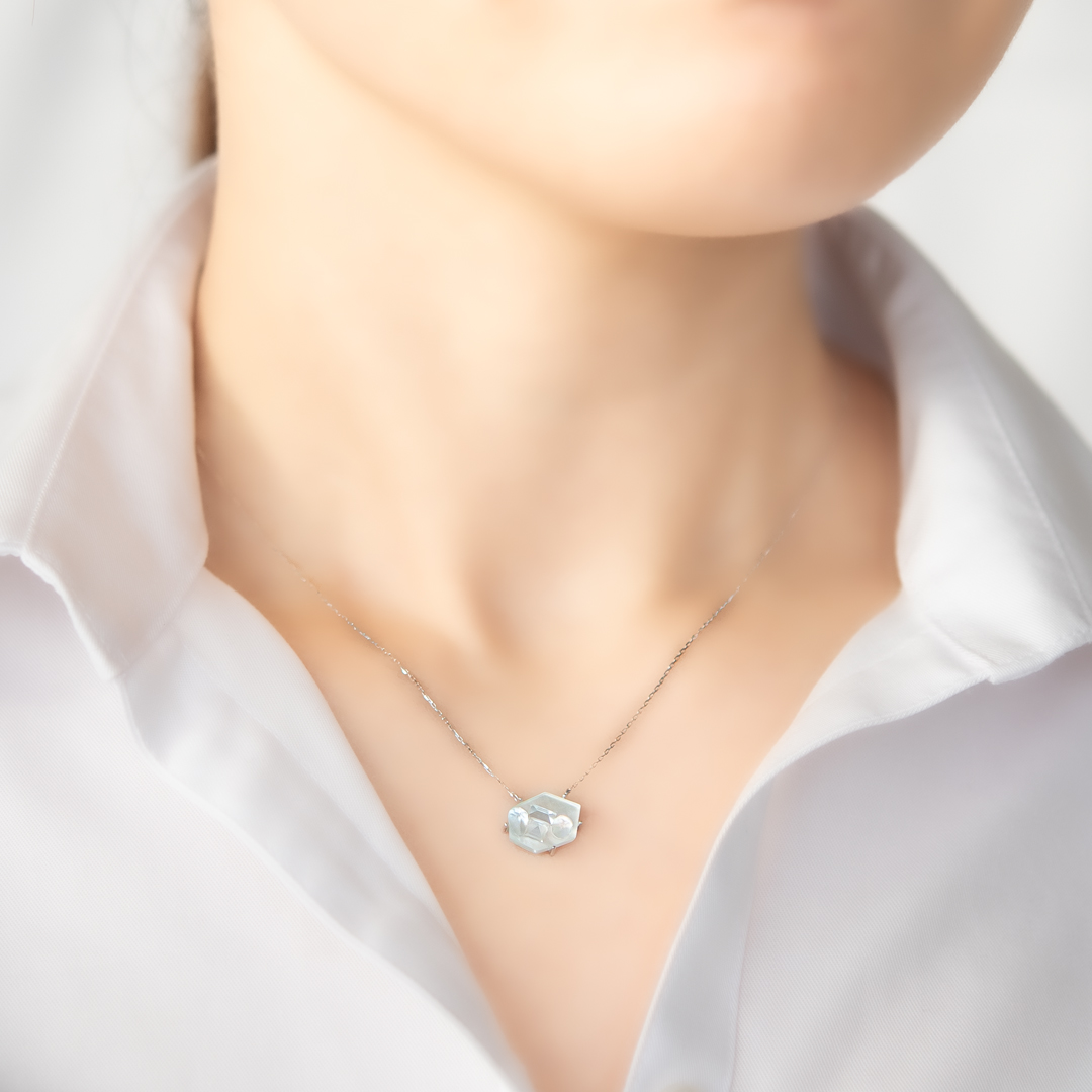 ネックレス K10ホワイトゴールド クォーツ シェル ラブラドライト