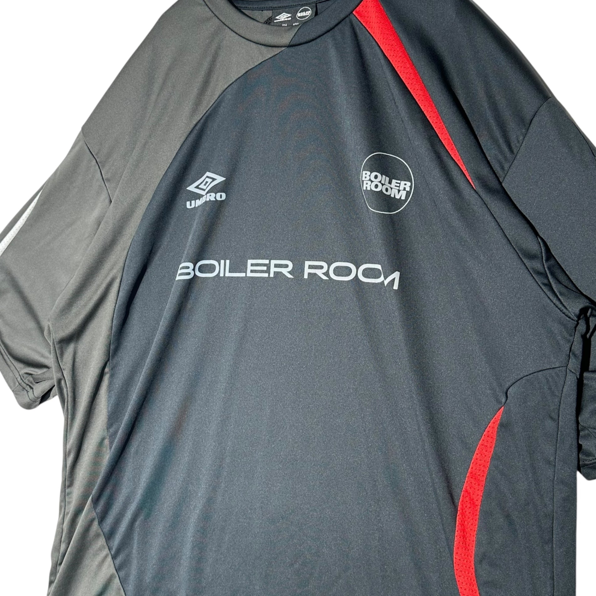 BOILER ROOM × UMBRO(ボイラールーム × アンブロ) Football Top Game