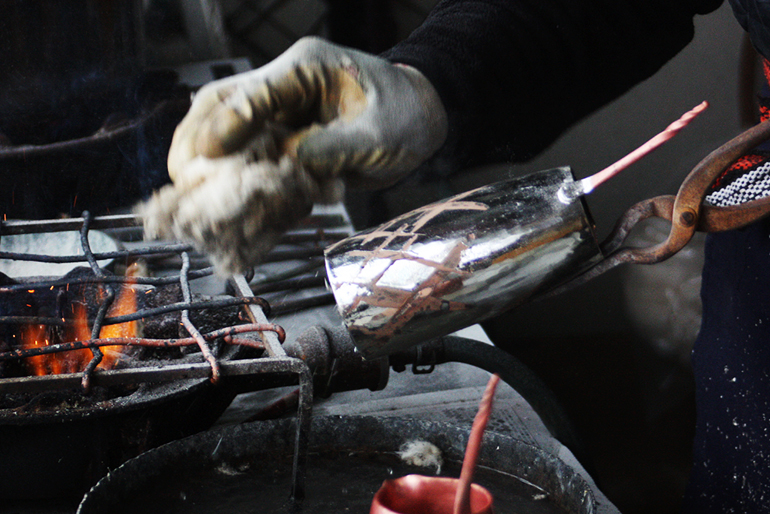 新潟直送計画】鎚起銅器 ぐい呑み・ちろり（錫被） – 鎚起工房 清雅堂