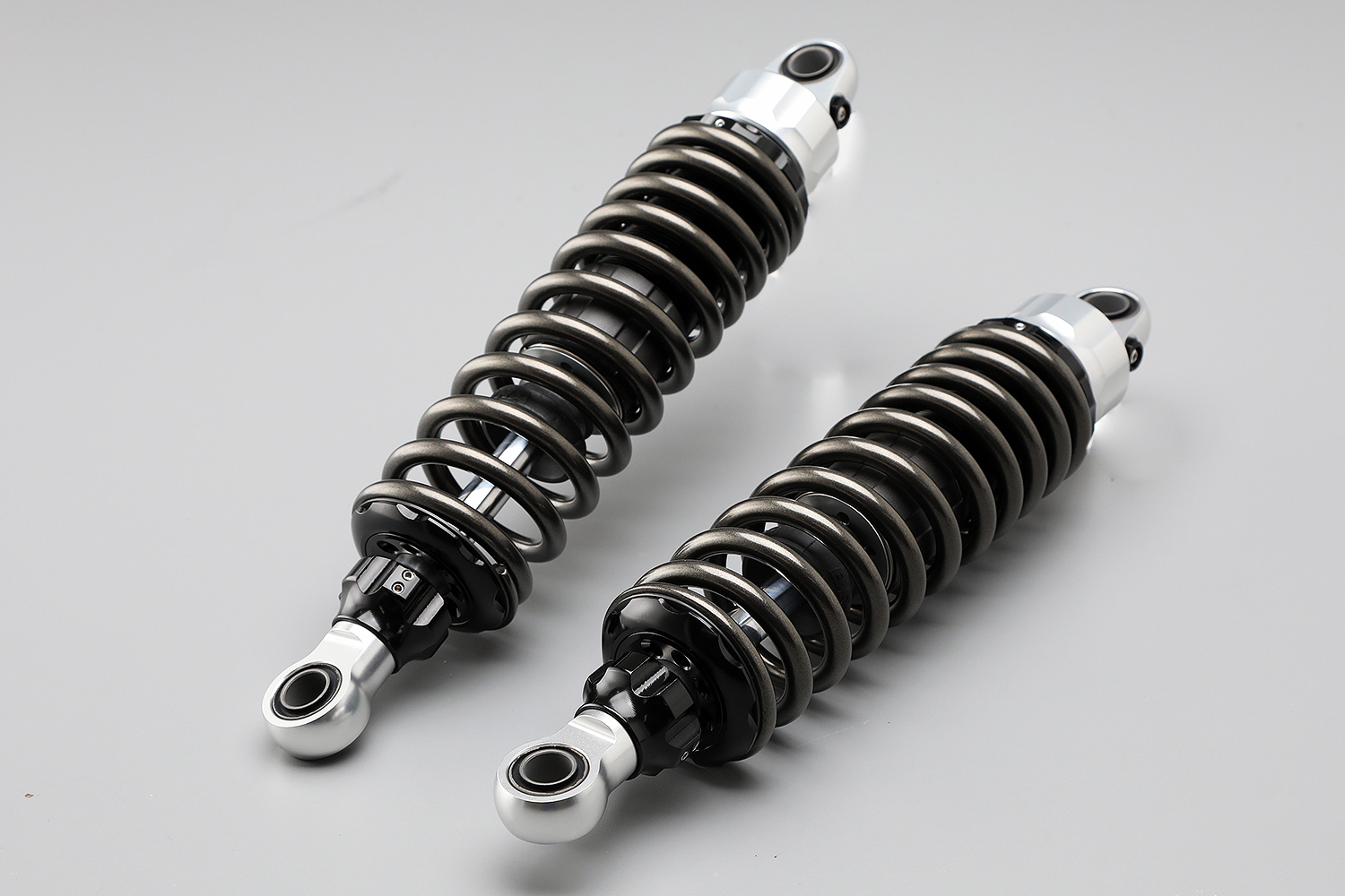 リアサスペンション（軸間318mm）ボンネビルT100 ショート | AELLA