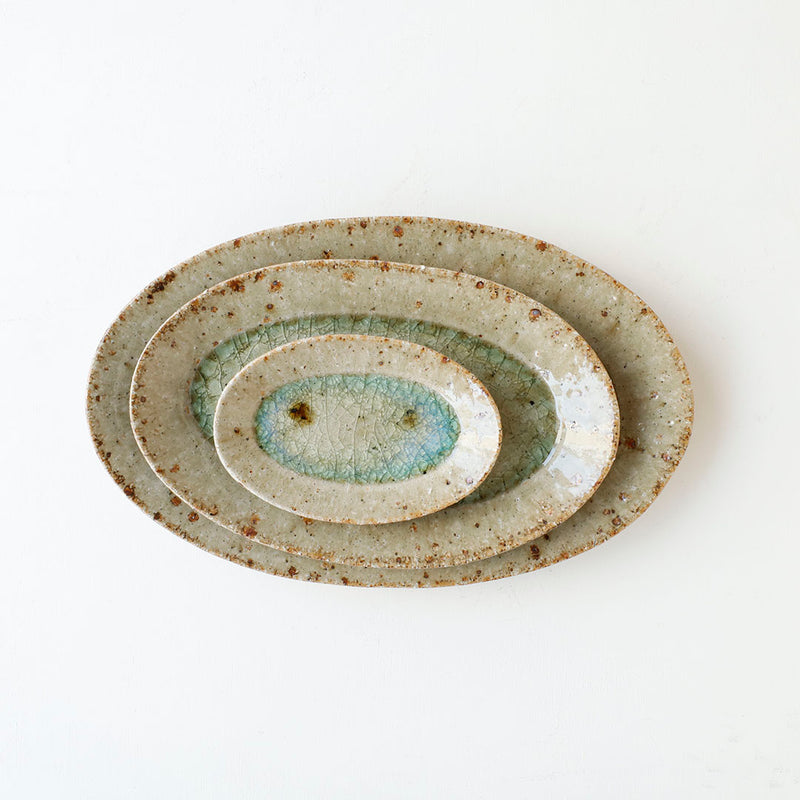 宮城陶器 オーバル 中 青磁釉 – 雨晴/AMAHARE