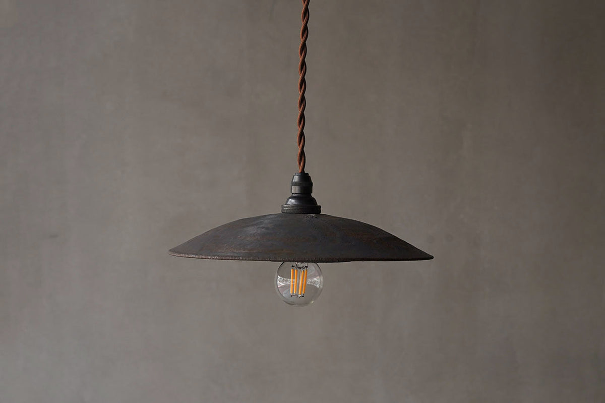 ○23-FA21 船串篤司 ペンダントライト 黒 C – 雨晴/AMAHARE