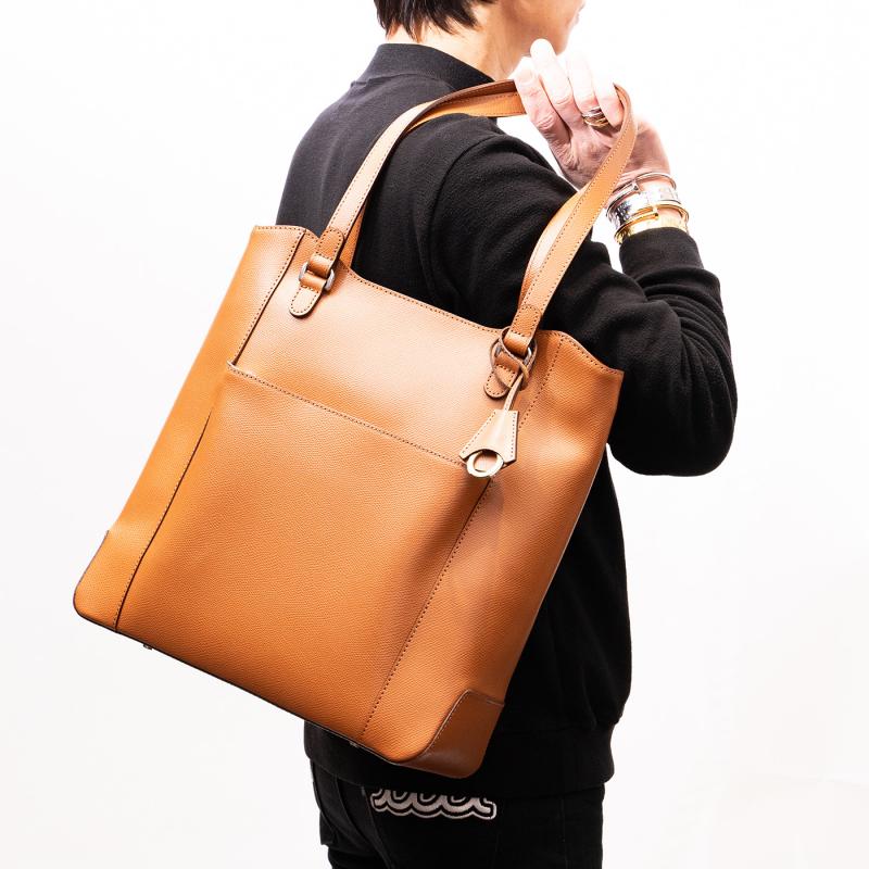 aniary|アニアリ】トートバッグ エス-フィルム レザー 33-02000