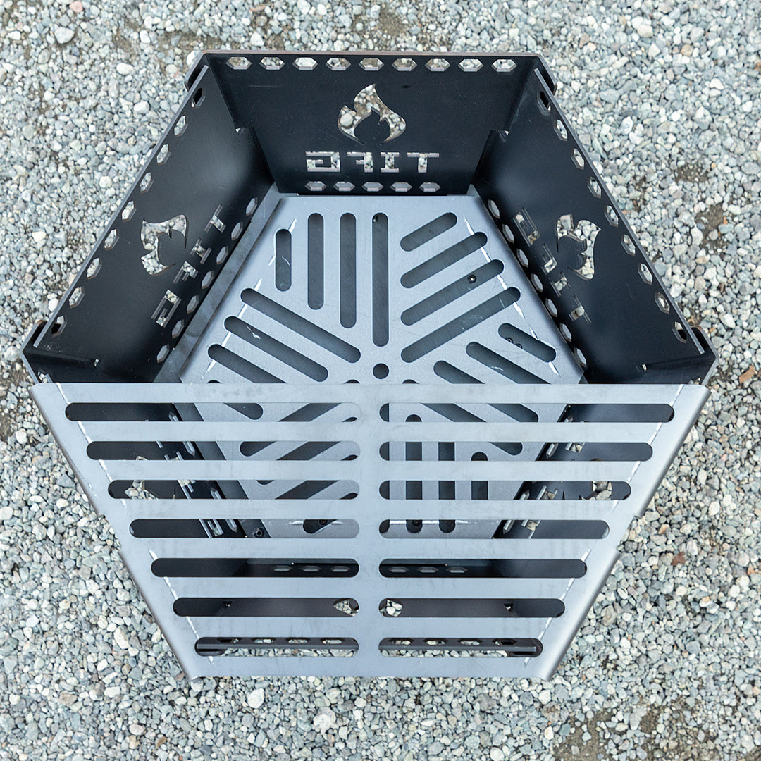 THE IRON FIELD GEAR × CAMP TOOLS］ハニカムファイヤーベース – FUNQTEN