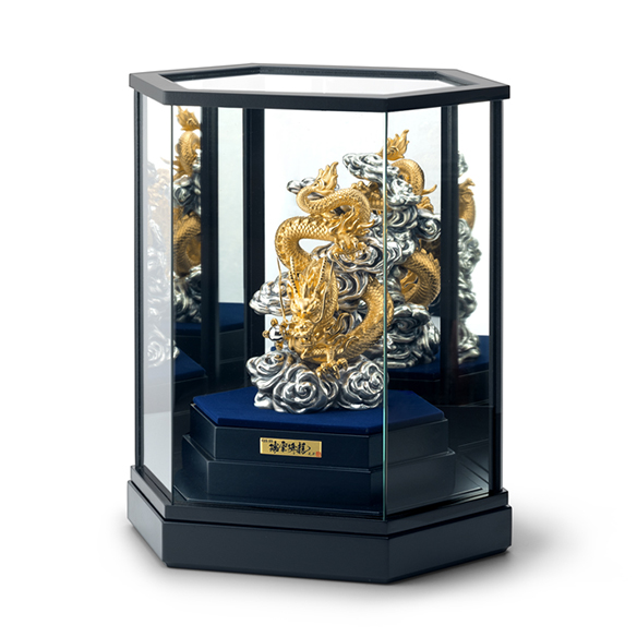 純金置物 「瑞雲降龍（大)」 （純プラチナ宝珠付） | 高品質 金・プラチナ