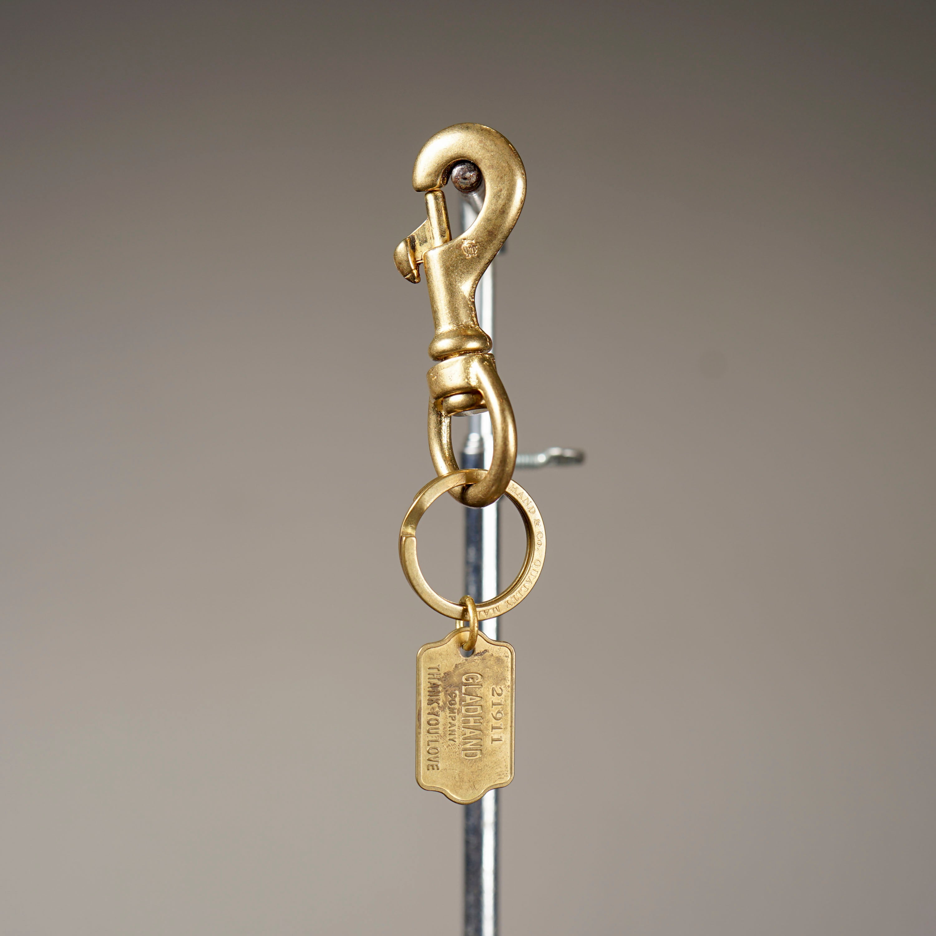 SWIVEL SNAP KEY HOLDER W/DOG TAG – GLADHAND & Co.