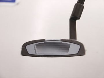 USモデル限定】スパイダーツアーXクランクネック（S・シェフラーモデル