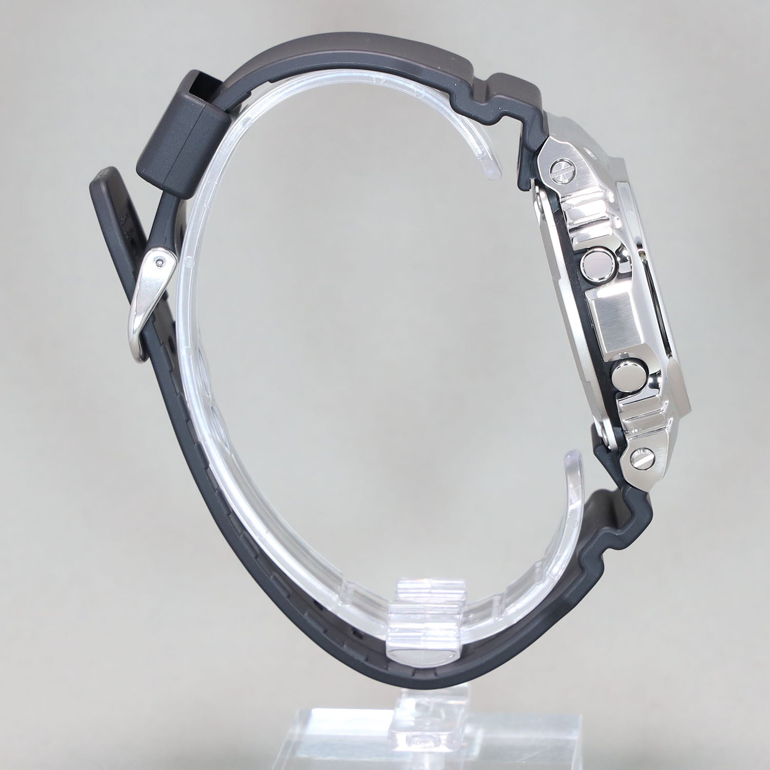 Gショック】5600シリーズ / メタルベゼル / GM-5600-1JF / Gショック