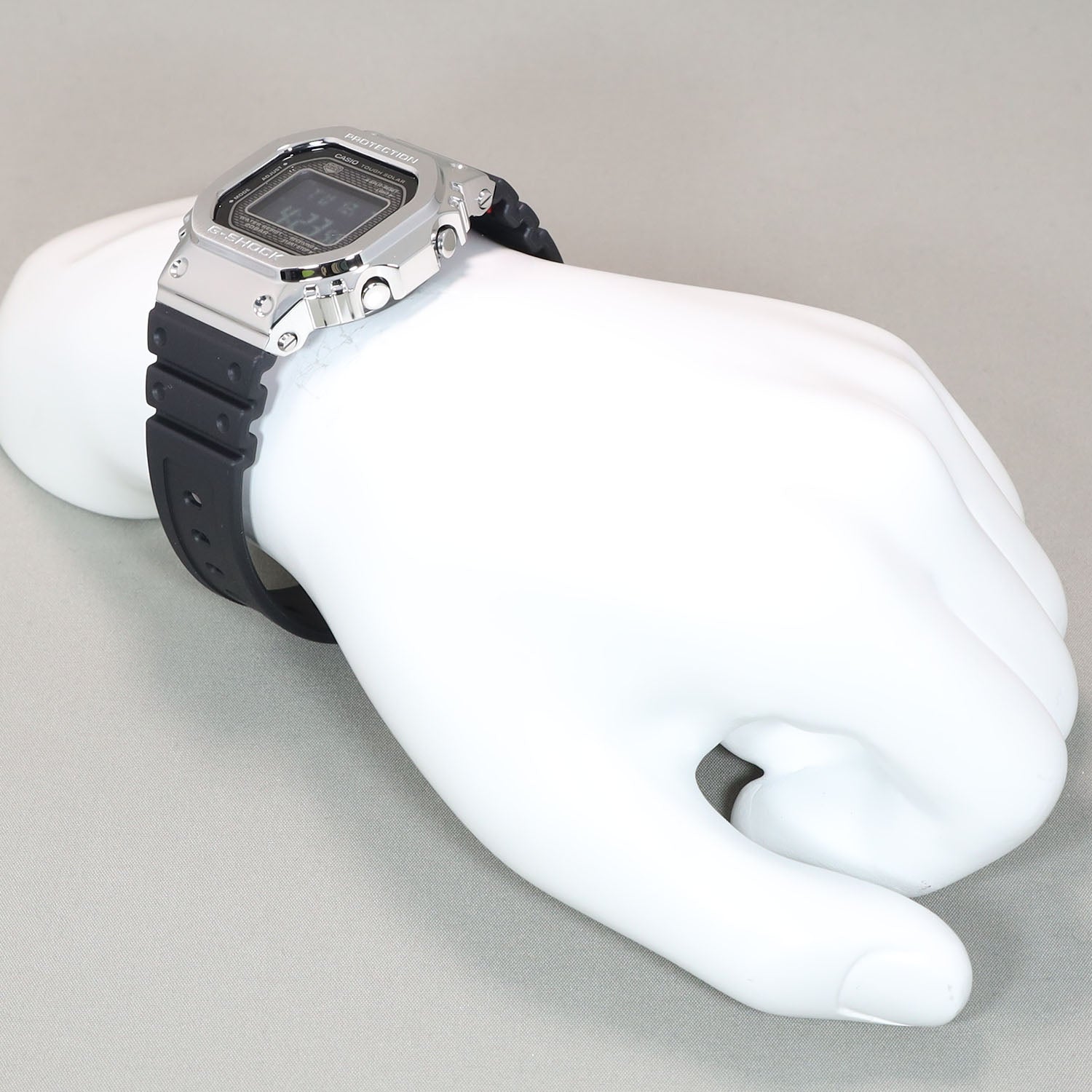 Gショック】フルメタルケース / スマートフォンリンク&電波ソーラー