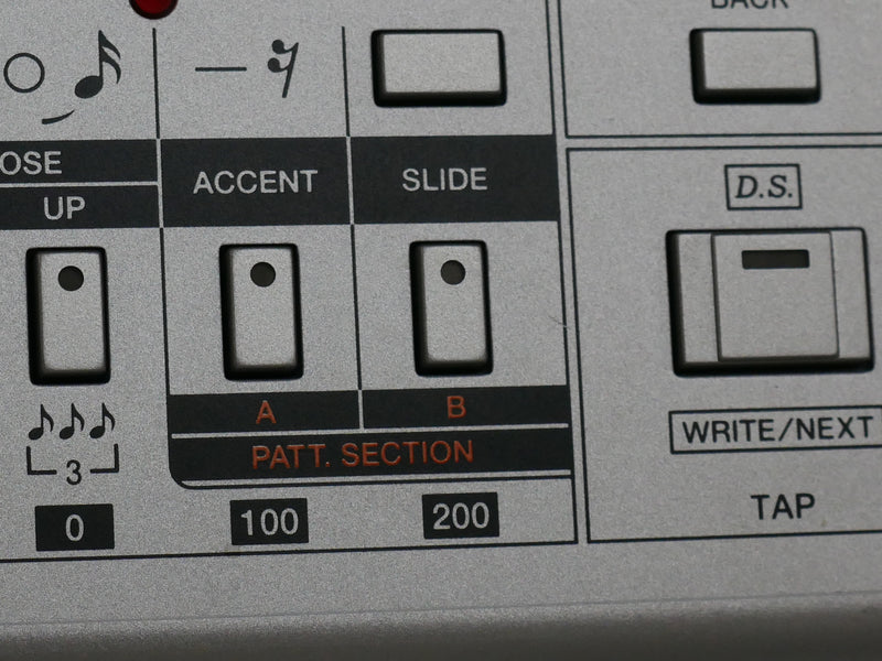 Roland TB-03 (中古)