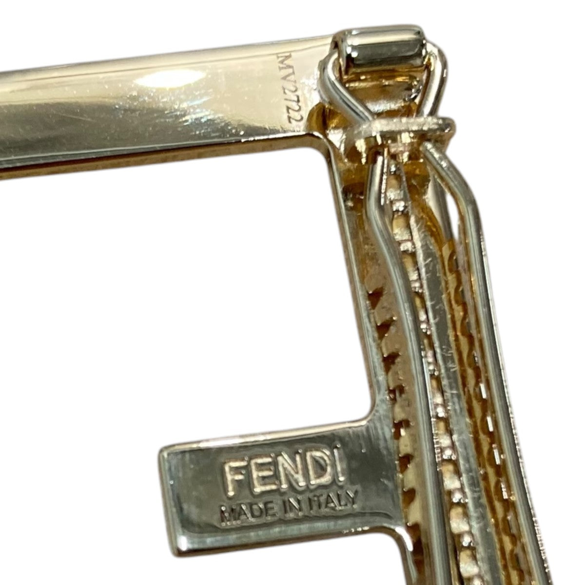 FENDI(フェンディ) ヘアクリップ ヘアピン ゴールド｜【公式】カインド