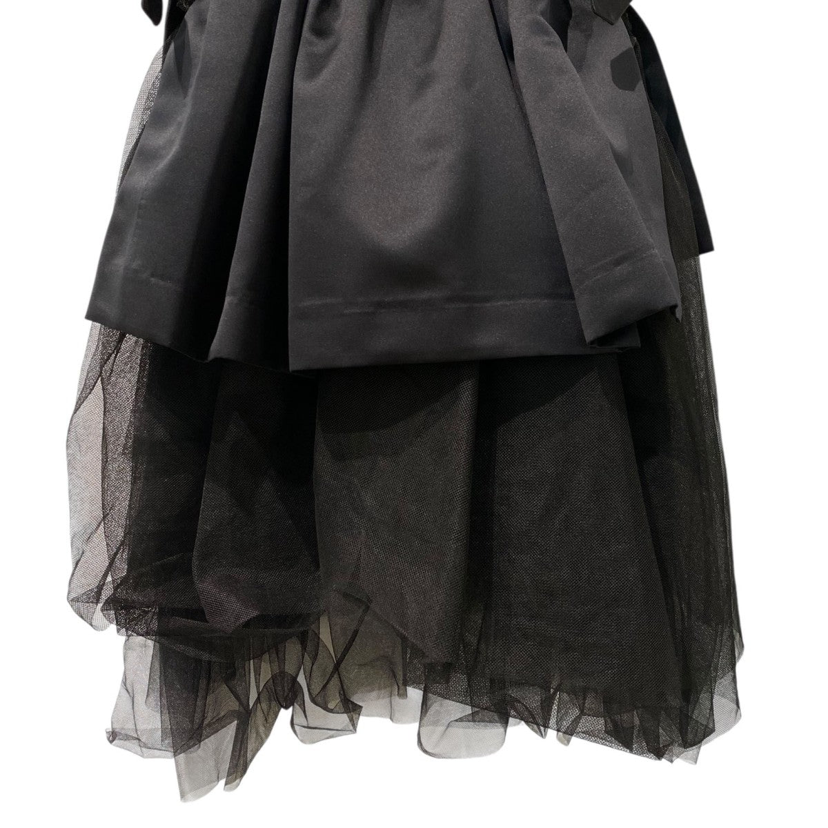 noir kei ninomiya(ノワールケイニノミヤ) 24SSチュールフリルスカート