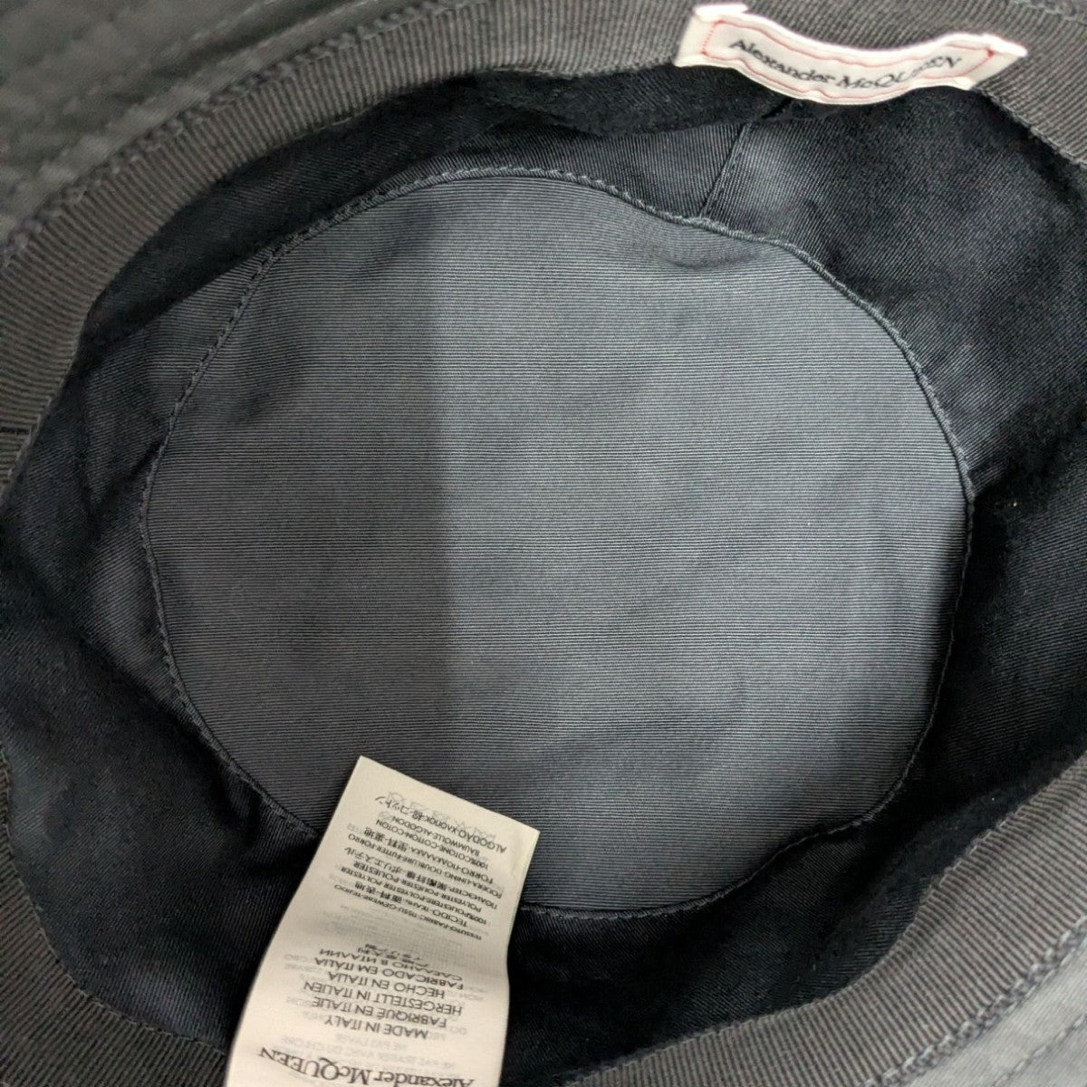 ALEXANDER McQUEEN(アレキサンダーマックイーン) ロゴグラフィティ