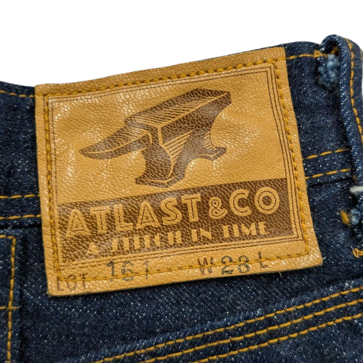 ATLAST ＆ CO(アットラスト) LOT161シンチバック付デニムパンツ