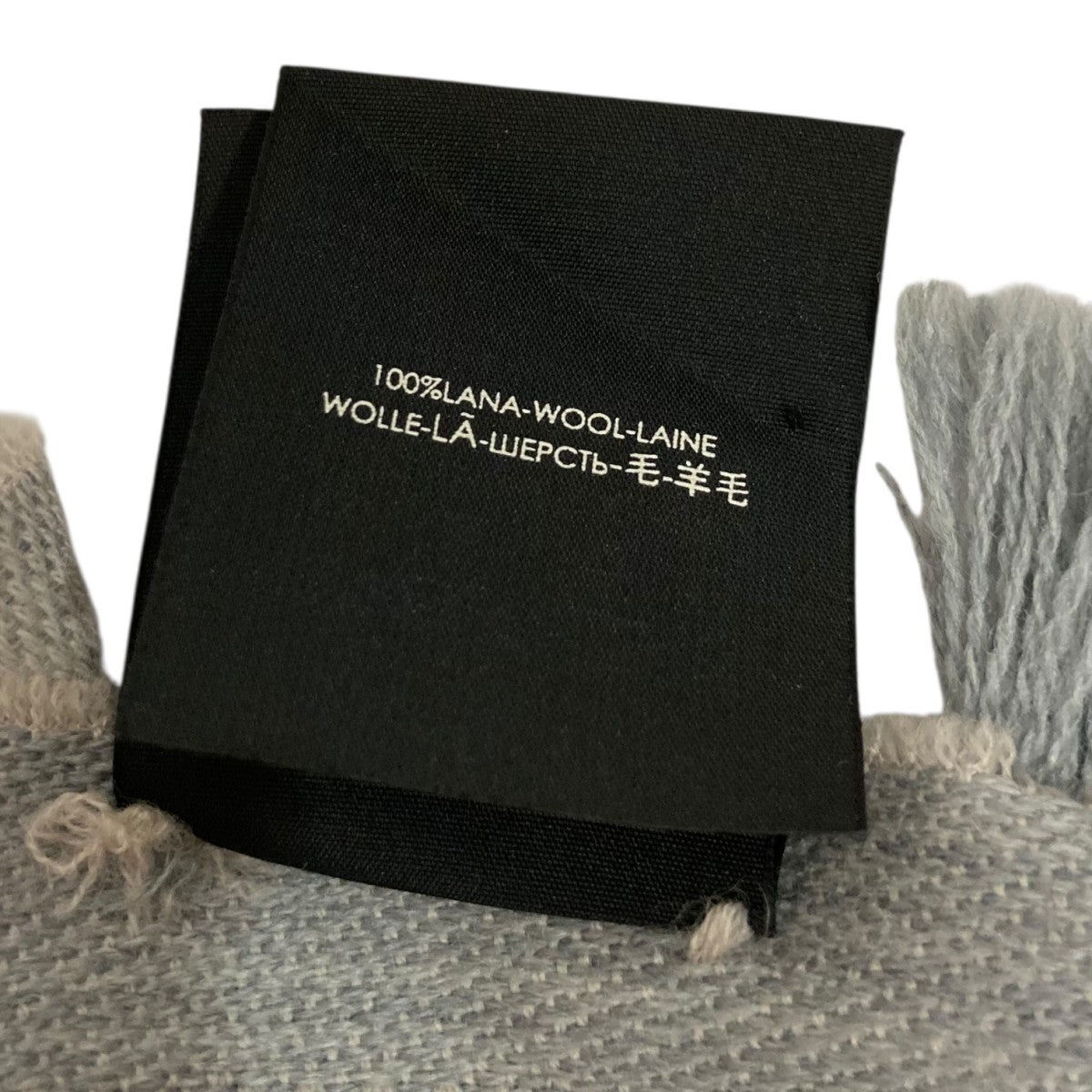 GUCCI(グッチ) GG ストール グレー｜【公式】カインドオルオンライン