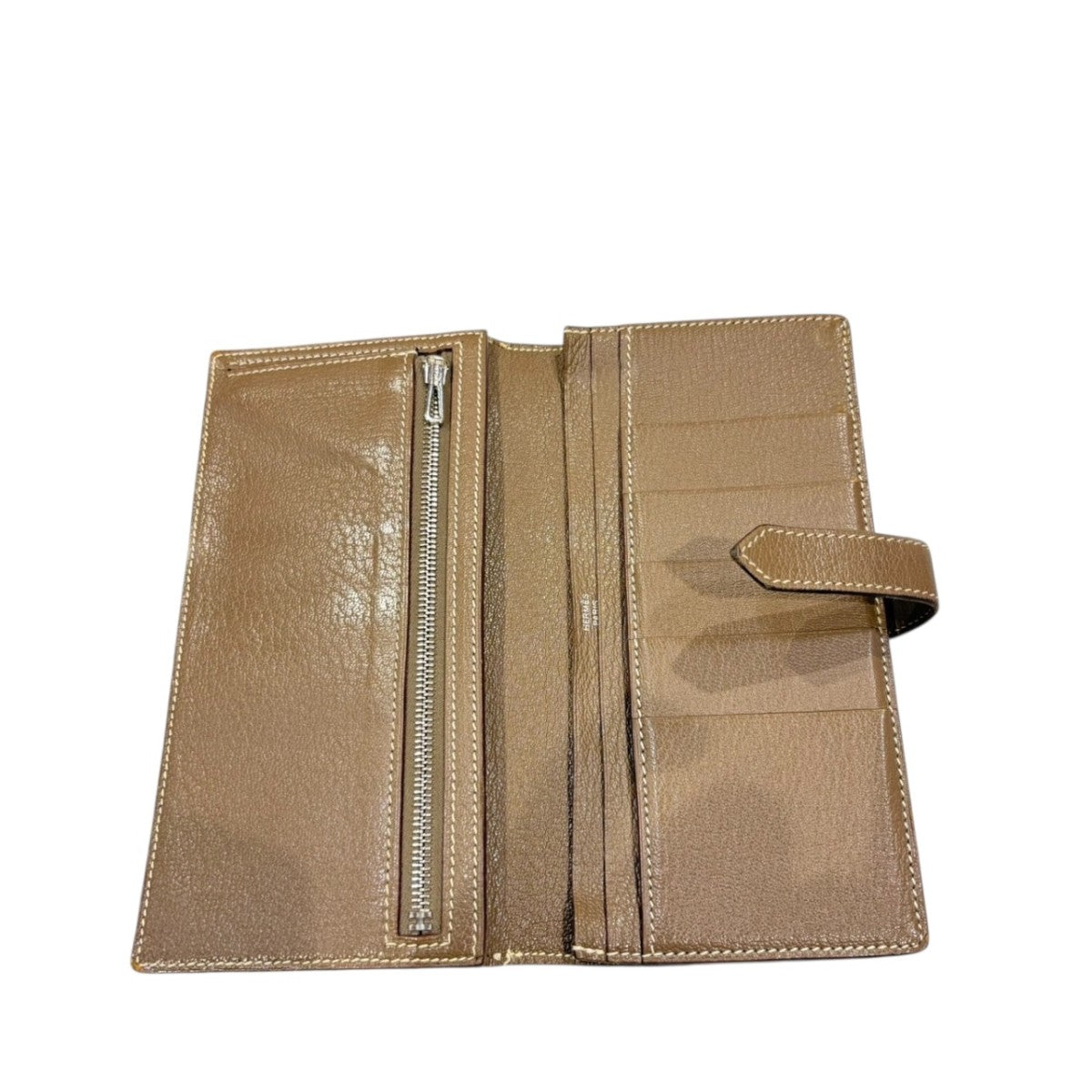 HERMES(エルメス) べアンスフレ T刻印 エトゥープ｜【公式】カインド