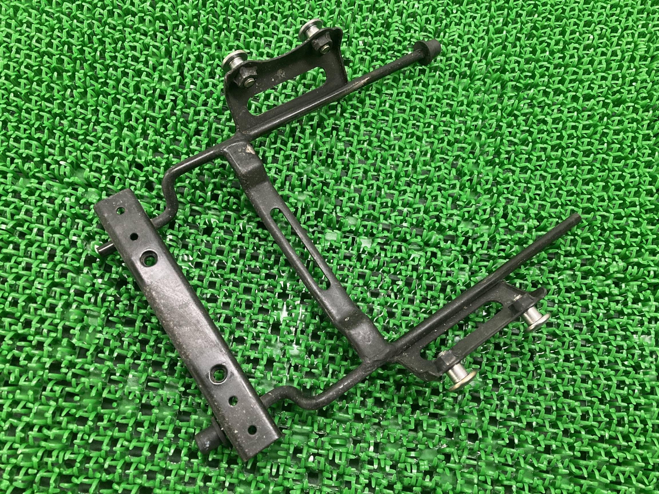 楽天市場】HONDA ホンダ CB750F ヘッドライトステー RC04【中古