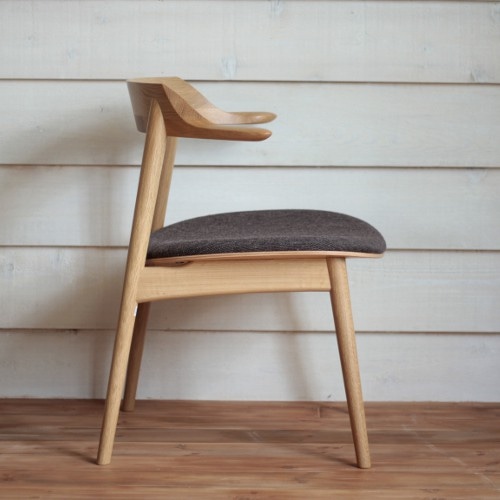 IE-02 ダイニングチェア(オーク) (バリエーションオイル仕上げ 張地