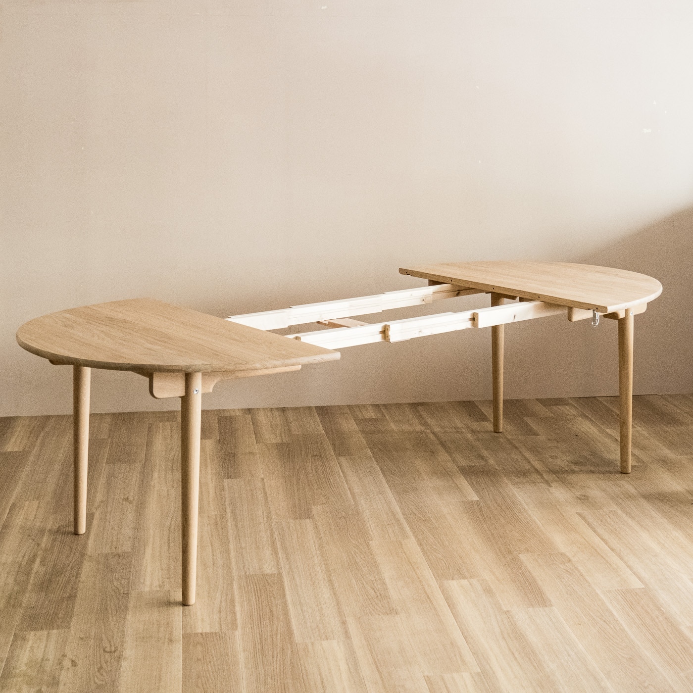 CH337 ダイニングテーブル | カール・ハンセン＆サン(CARL HANSEN