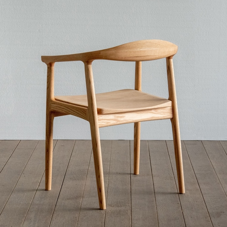 オメガ 2 アームチェア(板座) (樹種ホワイトオーク) | シキファニチア