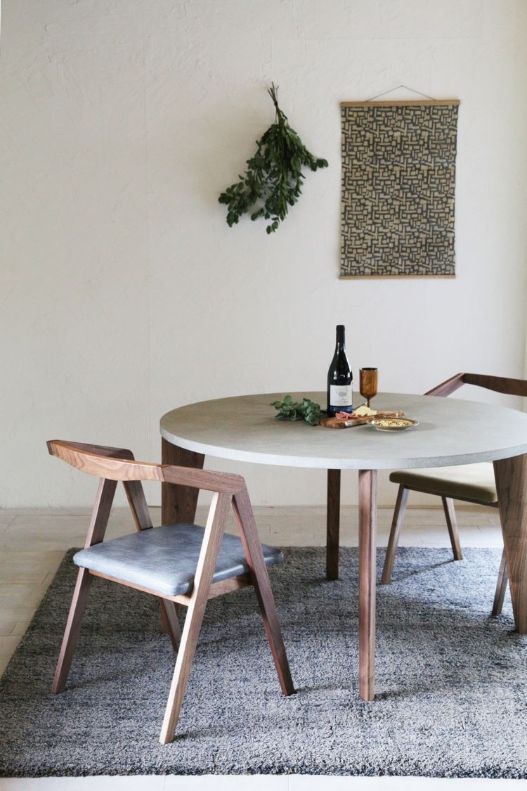 ノンベ ラウンドテーブル(モルタル) (樹種コナラ 直径110cm