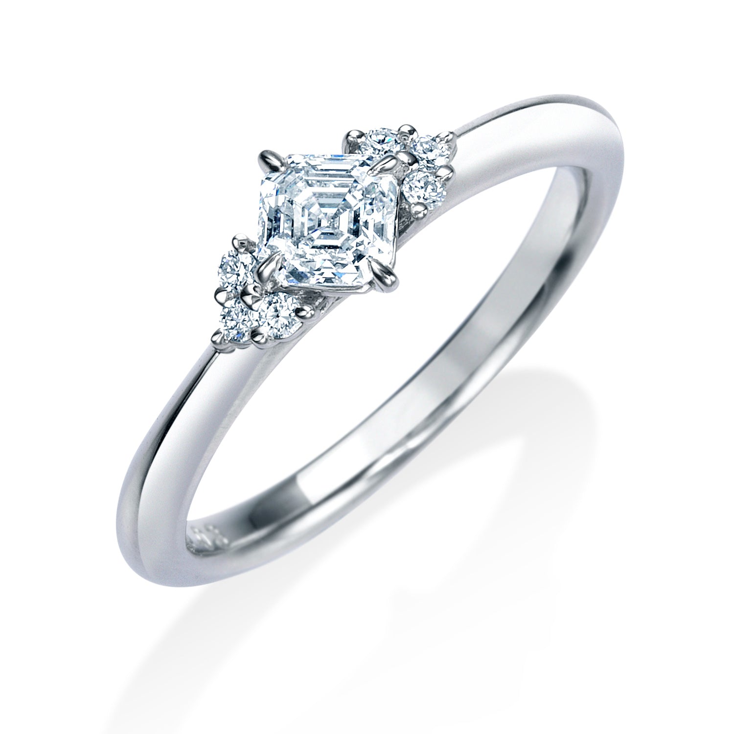 ロイヤル・アッシャー・カット プラチナ ダイヤモンドリング AC013