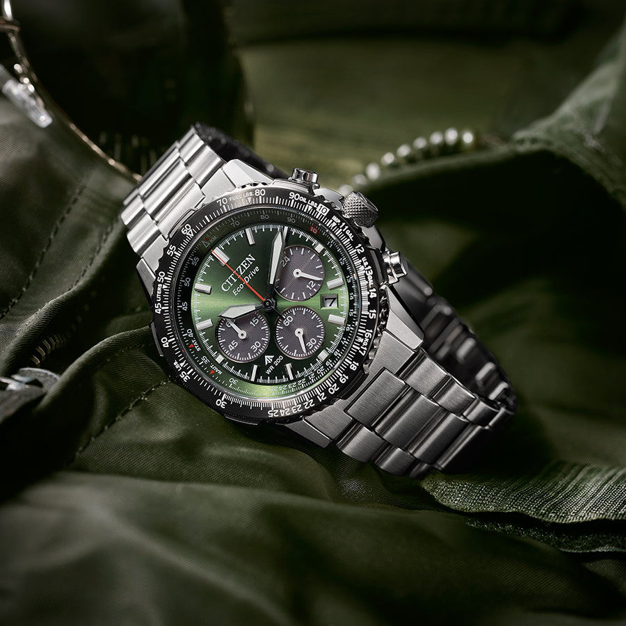 シチズン プロマスター スカイシリーズ エコ・ドライブ クロノグラフ