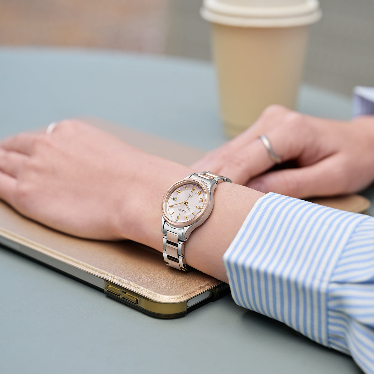 シチズン クロスシー ヒカリコレクション ES9496-64W レディース