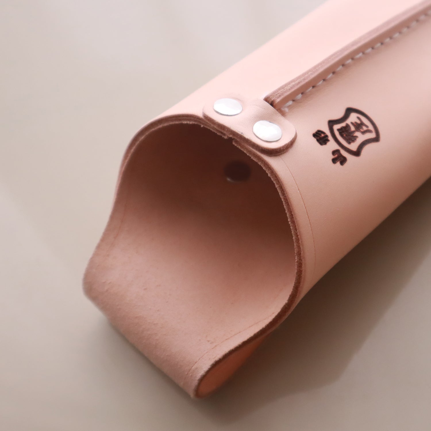 飛塚製鋏所】【付属品】革ケース（大） – (株)飛庄 飛塚製鋏所