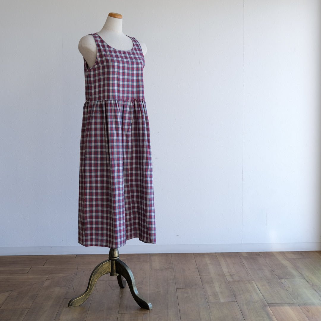 チェックノースリーブワンピース – to blossom